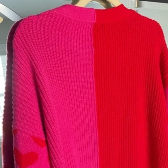 Miami Red and Hot Pink Heart Puff Sleeve V-Neck Oversized Crop Sweater - Picture 7 of 11